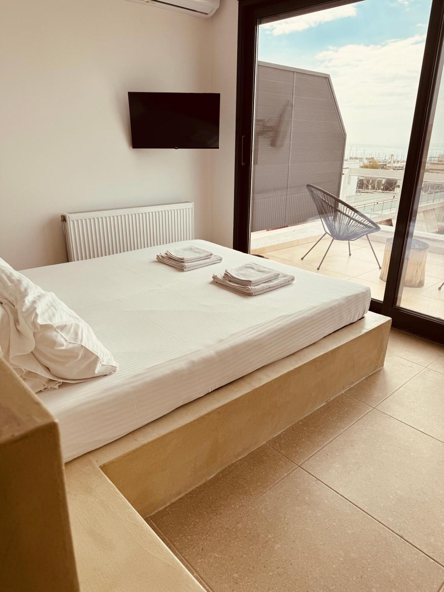 Suites With Magical View & Jacuzzi Athens Exterior photo